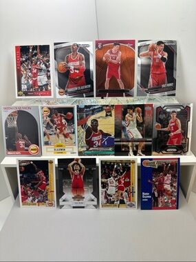 Houston Rockets Hakeem Olajuwon/Yao Ming 13 card lot